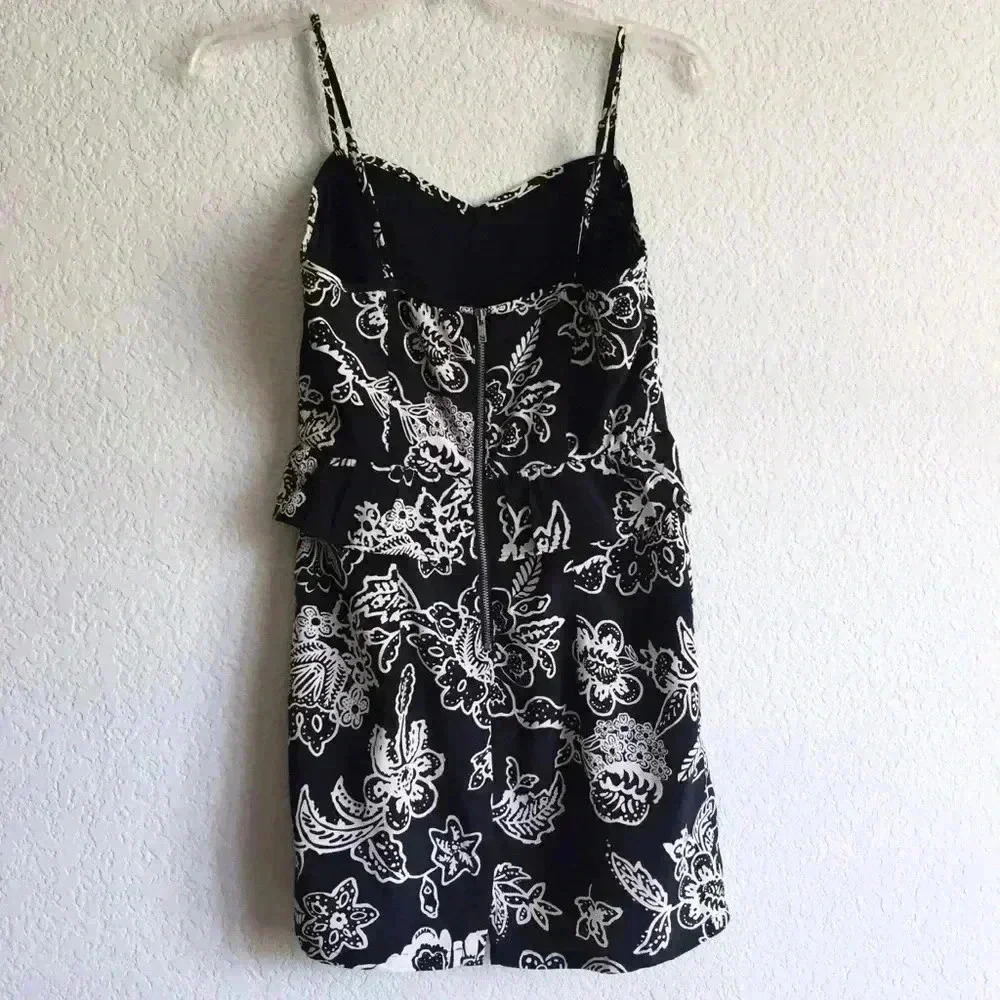 American Eagle Black and White Floral Dress - Picture 4 of 6
